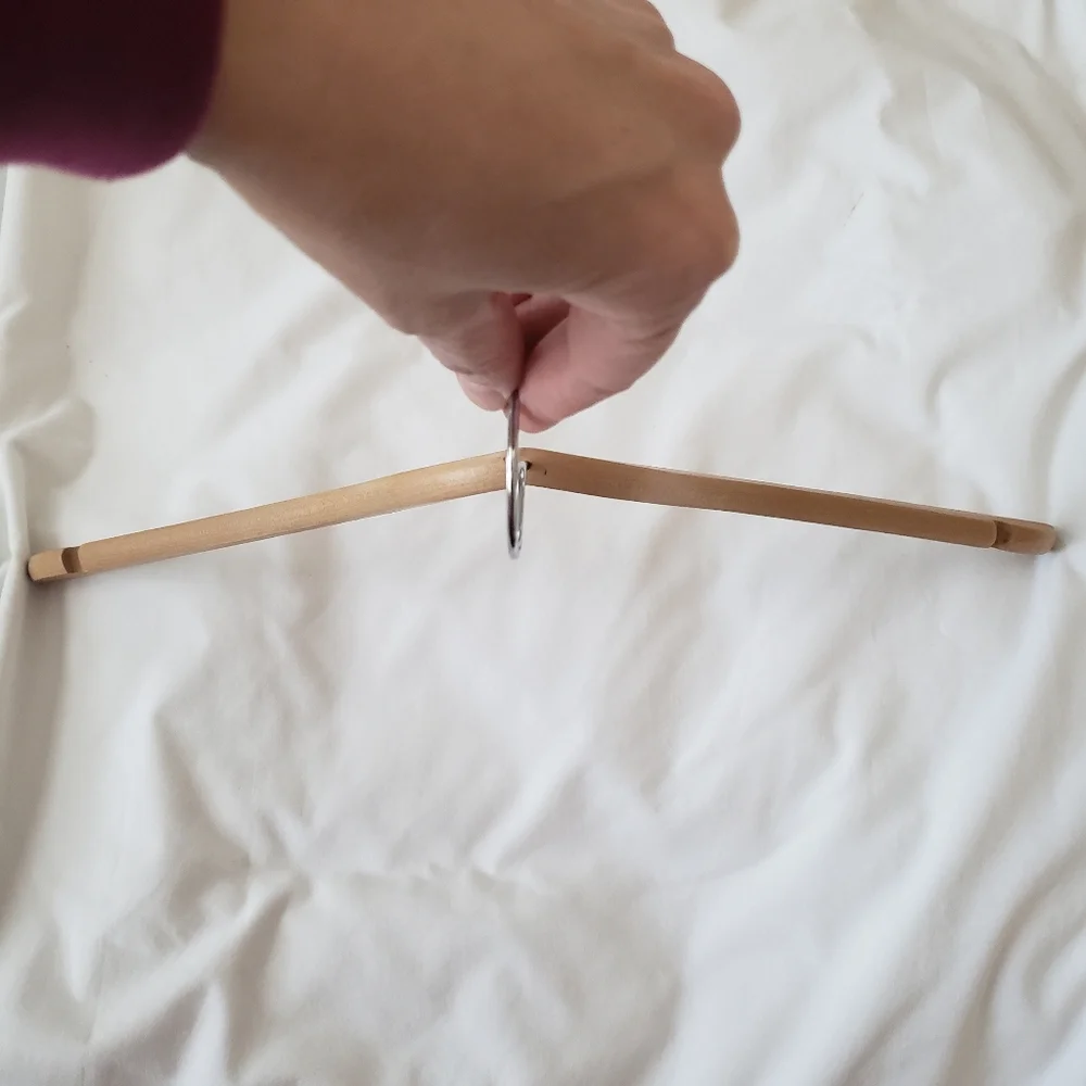 SET OF 8 ANGLED WOODEN HANGERS